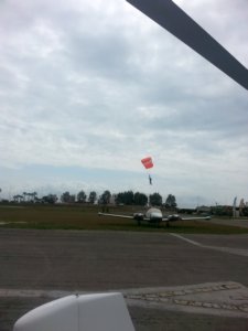 transEurop-ulm-20160507_115447-parachutistes-Castellon