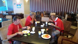 20160717_081752-Eric-adore-les-breakfast-chinois