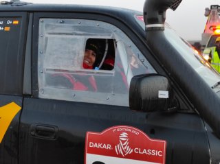Dakar-Classic-le-smile.jpg