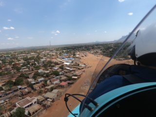 décollage Cuamba gyrocopter-africa